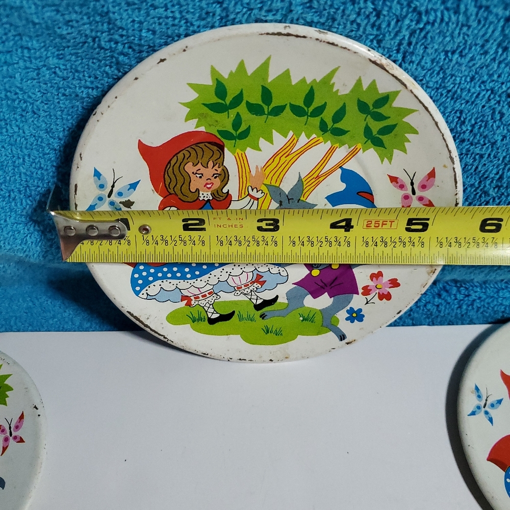 Vintage Little Red Riding Hood Metal Kid’s Plates Vintage Toys - Picture 6 of 7